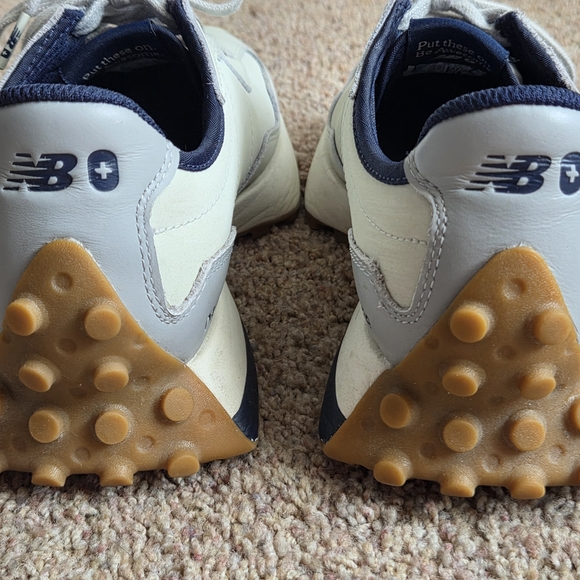 New Balance Figs - Picture 6 of 13